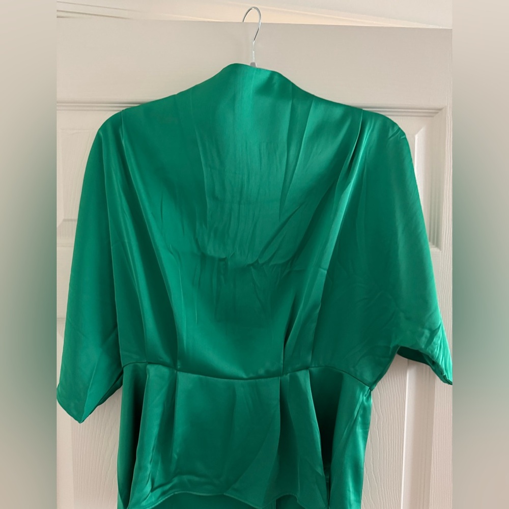 H&M high neck peplum emerald green blouse size M NWT